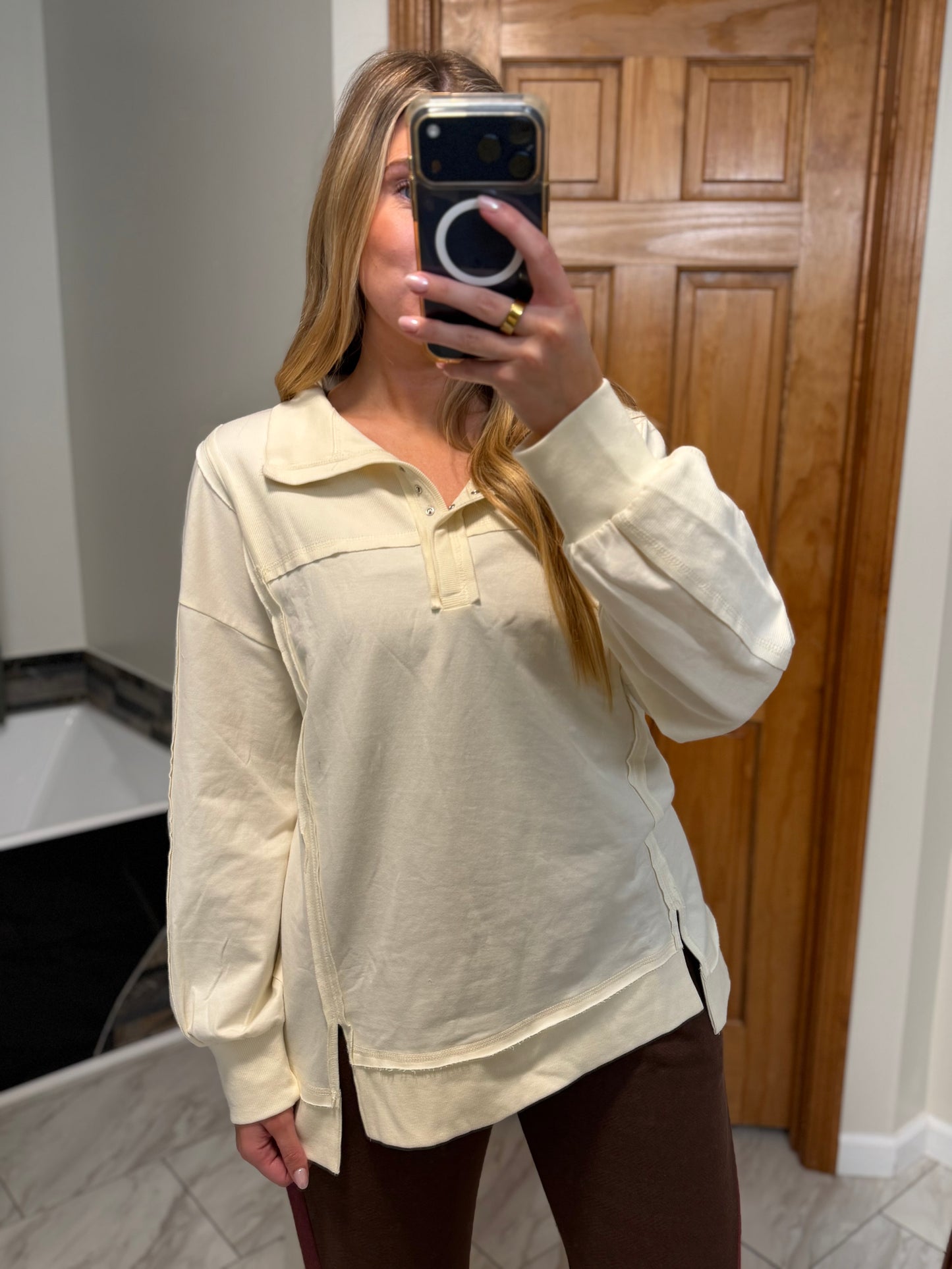 CREAM COLLARED TOP